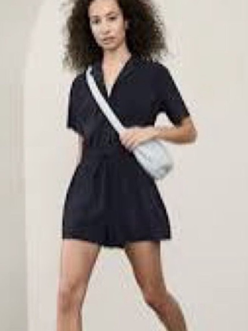 Athleta Avenue Black Short Sleeve Romper Jumpsuit Size Medium Travel